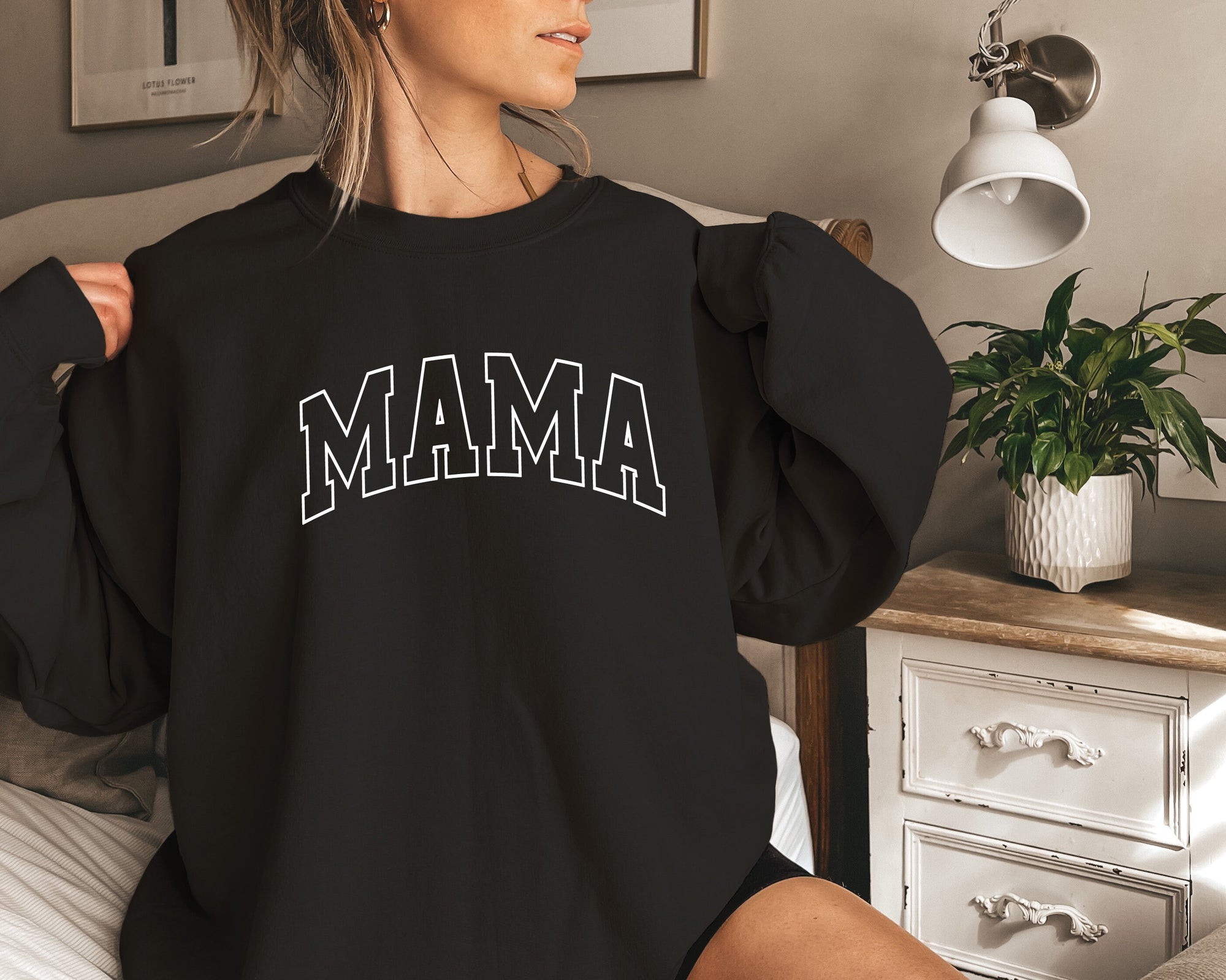 Mama Sweatshirt, Mother's Day Jumper, Mama Est Sweatshirt, Mothers Day Gift, Mama Gift, Mum Life Jumper, New Mum Gift, Varsity Print