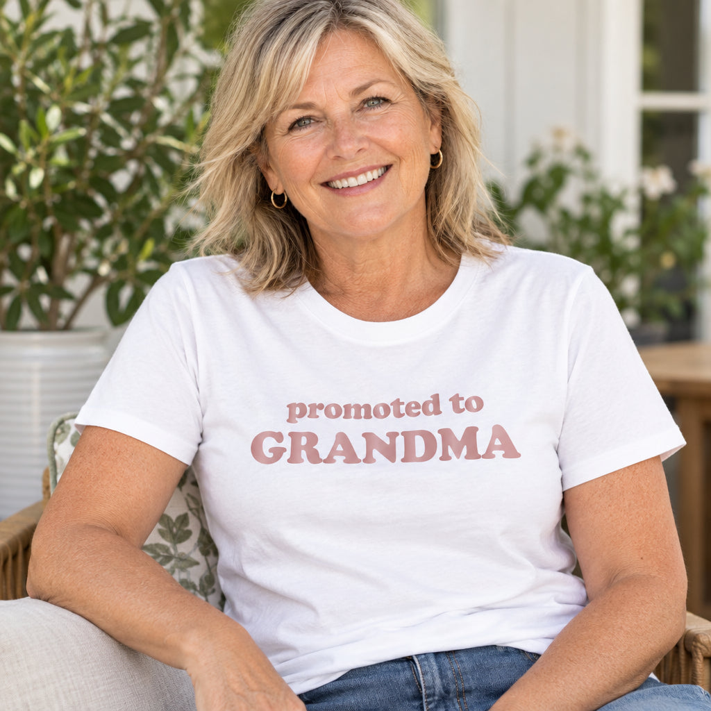 Promoted To Grandma T-Shirt, I'm Going To Be A Grandma Women's Shirt, Grandma Shirt, Granny Shirt, Nanny, Gran, Nan, Nanna Personalised
