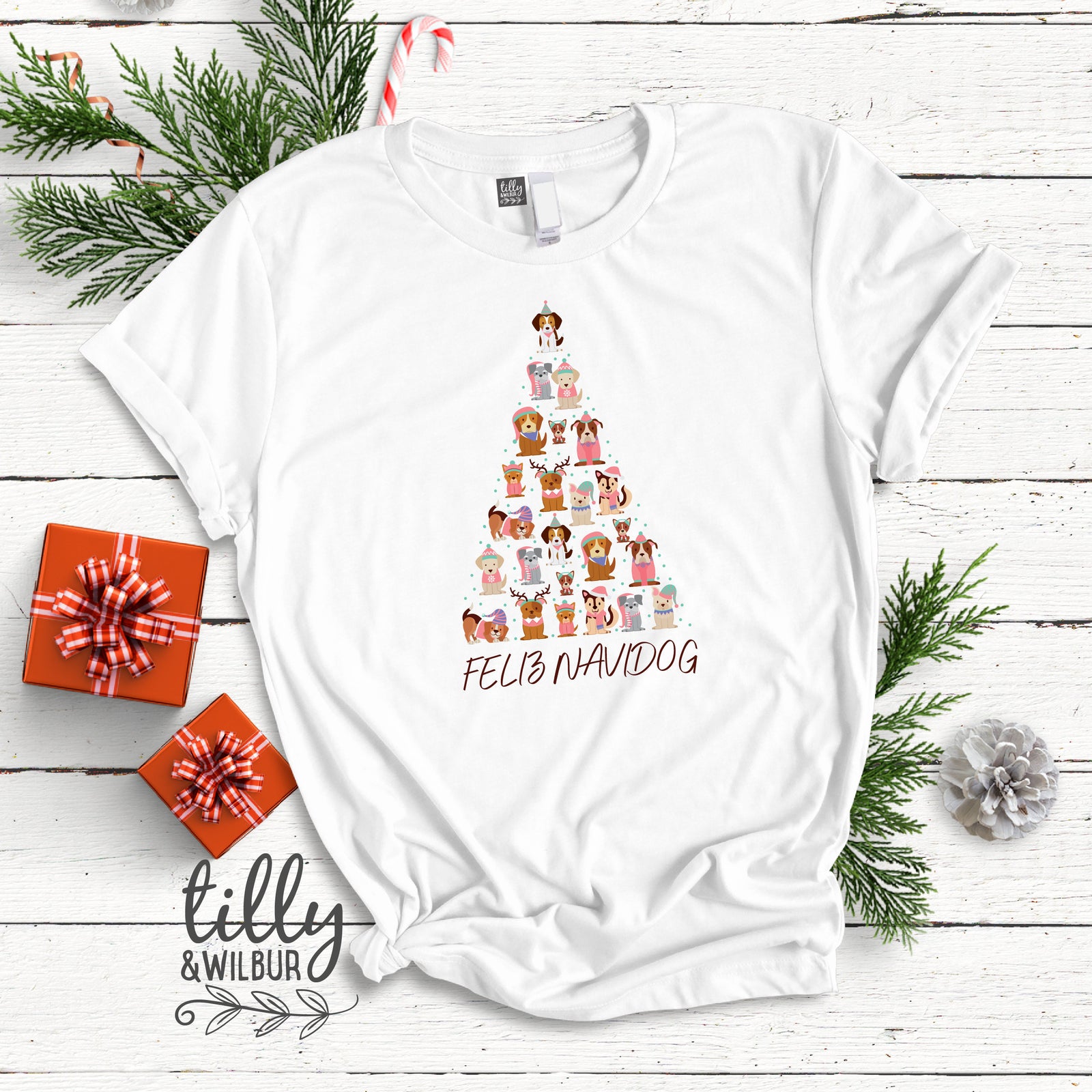 Feliz Navidog Christmas T-Shirt, Dog T-Shirt, Christmas Dog T-Shirt, Dog Christmas T-Shirt, Women's Dog T-Shirt, Dog Lovers T-Shirt, Spain