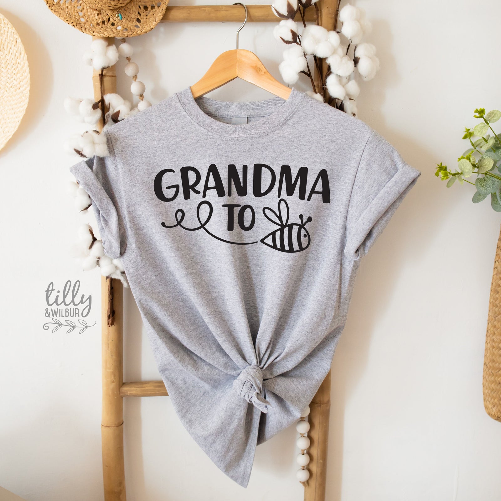 Grandma Announcement T-Shirt, Only The Best Mums Get Promoted To Grandma Shirt, Pregnancy Announcement to Nana, Grandmother T-Shirt, Nana