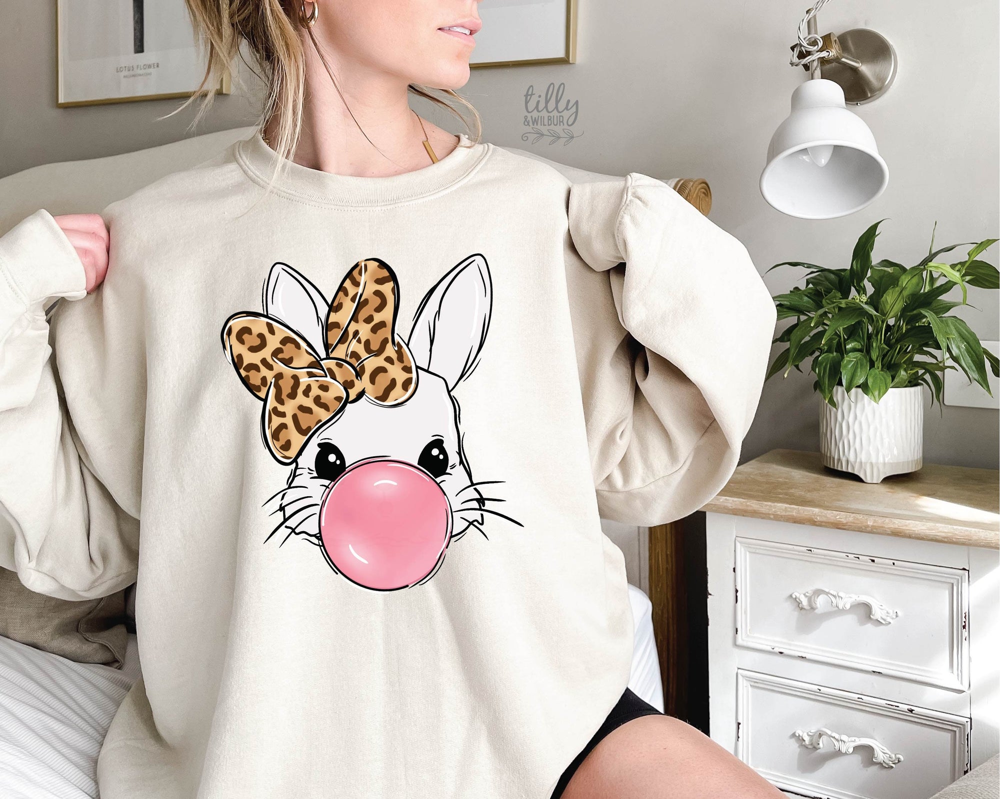 Easter Jumper, Bubblegum Bunny Rabbit Design, Easter Bunny Sweatshirt, Easter Egg Hunt, Easter Gift, Women's Easter Gift, Easter Pullover
