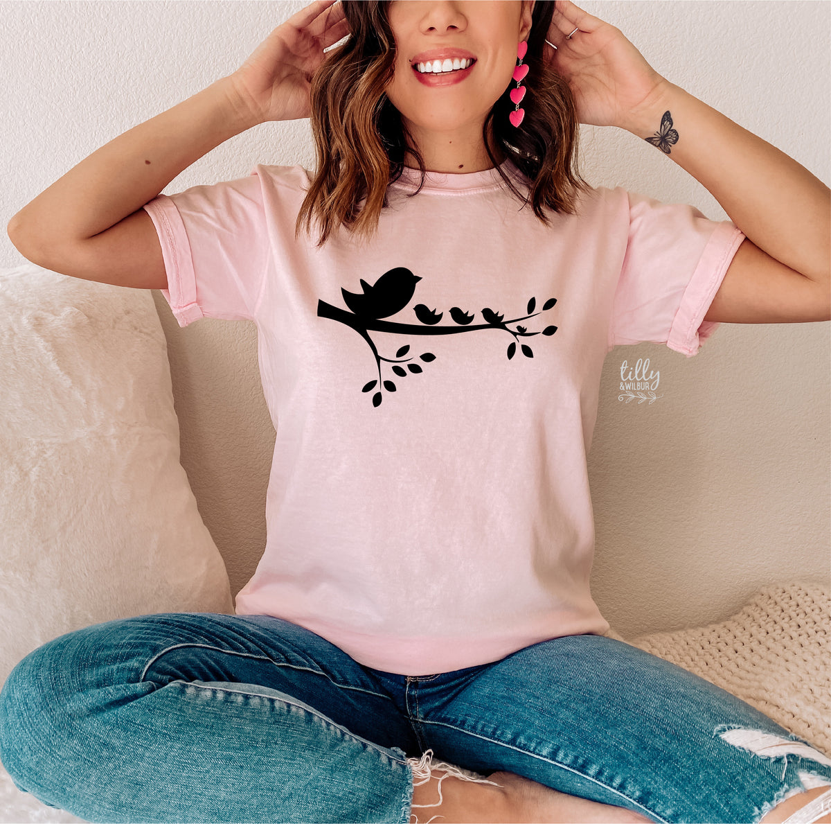 Personalised Mum Birds Shirt | Custom Family Bird Design | Mother's Day Gift | Grandma Gift | T-Shirts Hoodies Sweatshirts