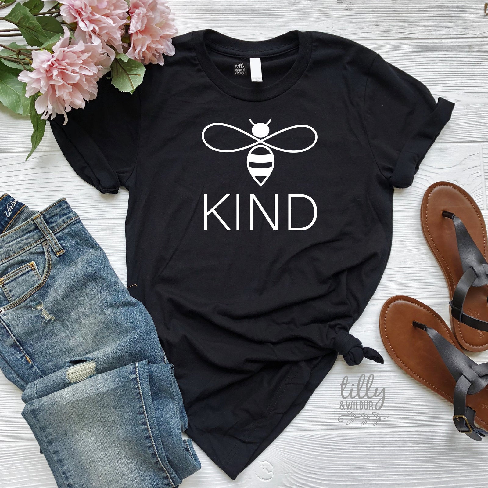 Be Kind Women's T-Shirt, Be Kind T-Shirt, Bee Kind Shirt, Kindness Matters, Inspirational Clothing, Inspirational Quotes, Kindness Clothing