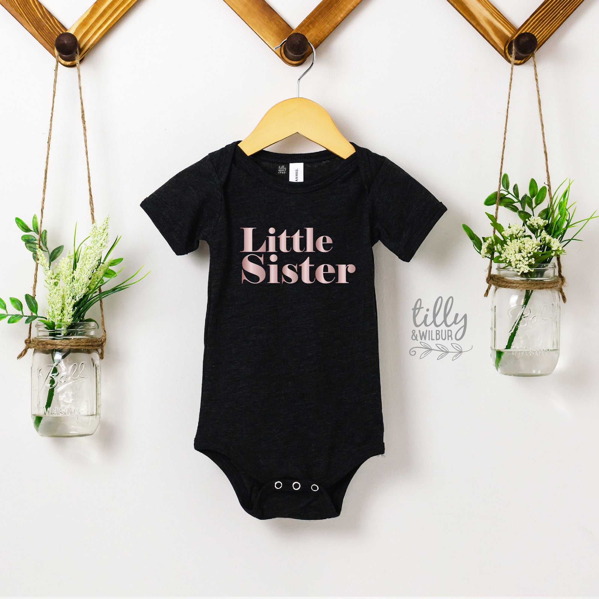 Little Sister Bodysuit, Little Sis Bodysuit, Lil Sister Bodysuit, Lil Sis Bodysuit, Newborn Gift, New Baby Sister Gift, Baby Shower Gift