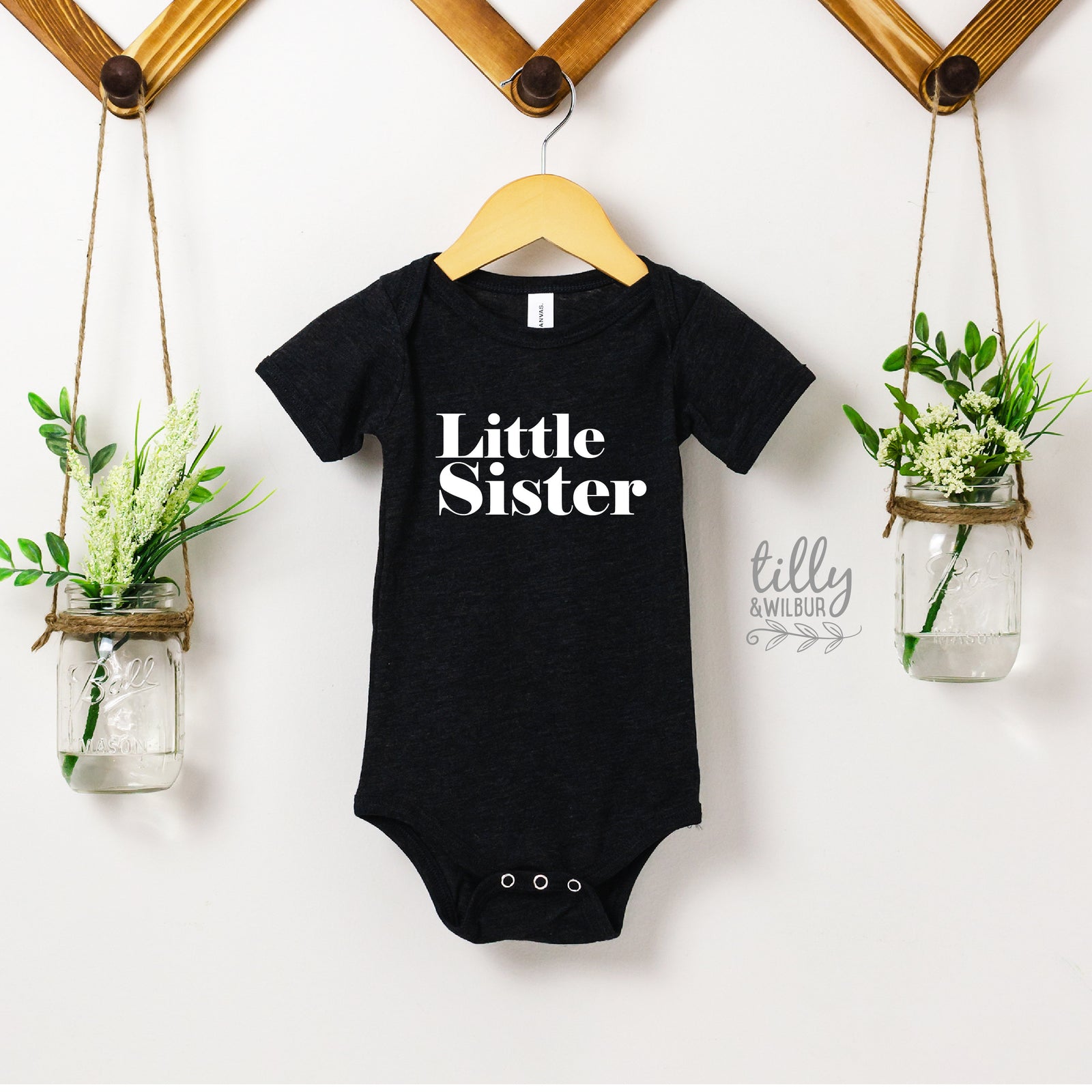 Little Sister Bodysuit, Little Sis Bodysuit, Lil Sister Bodysuit, Lil Sis Bodysuit, Newborn Gift, New Baby Sister Gift, Baby Shower Gift