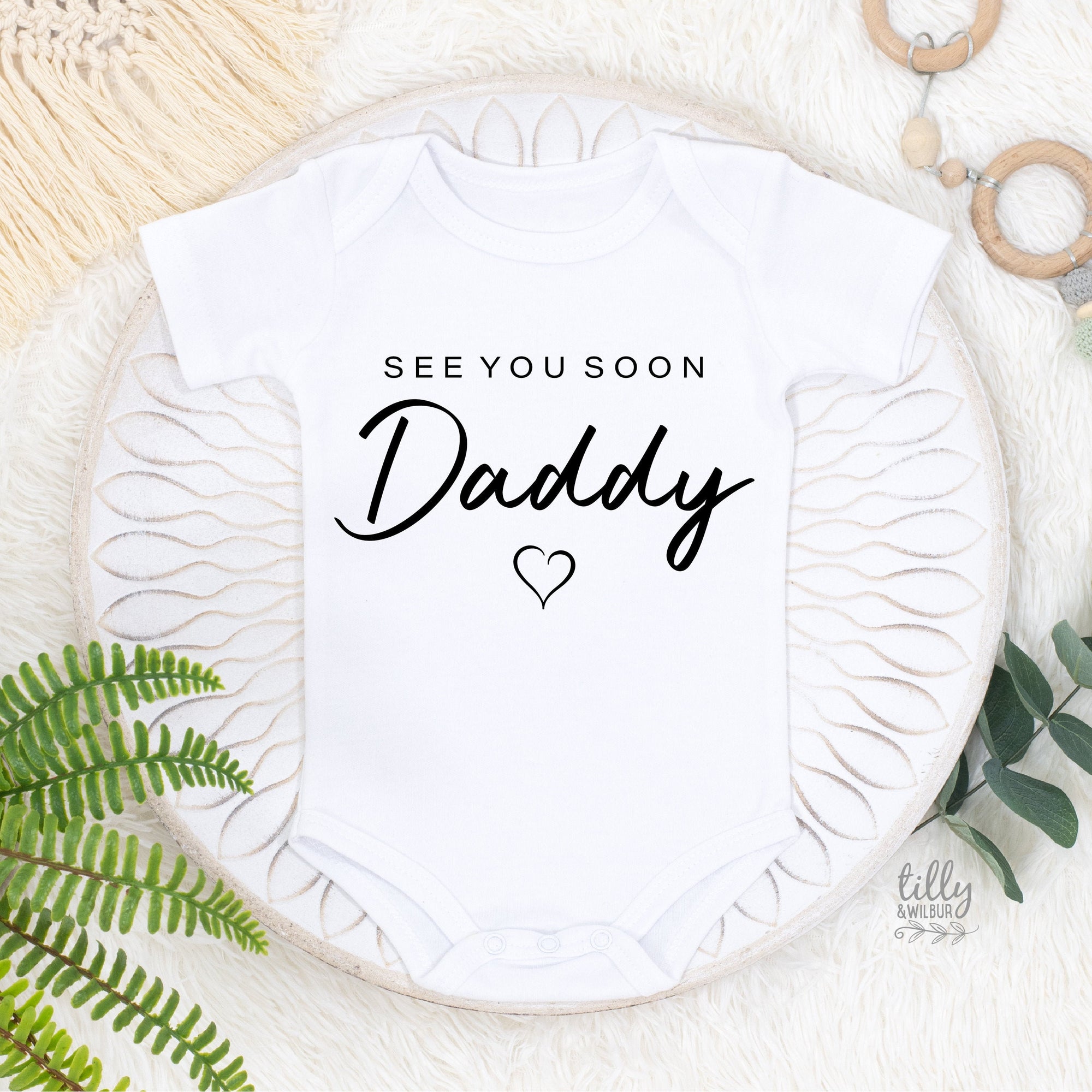 See You Soon Daddy Baby Bodysuit, Daddy Reveal Bodysuit, Pregnancy Announcement to Husband, Pregnancy Reveal To Husband, Hello Daddy Onesie