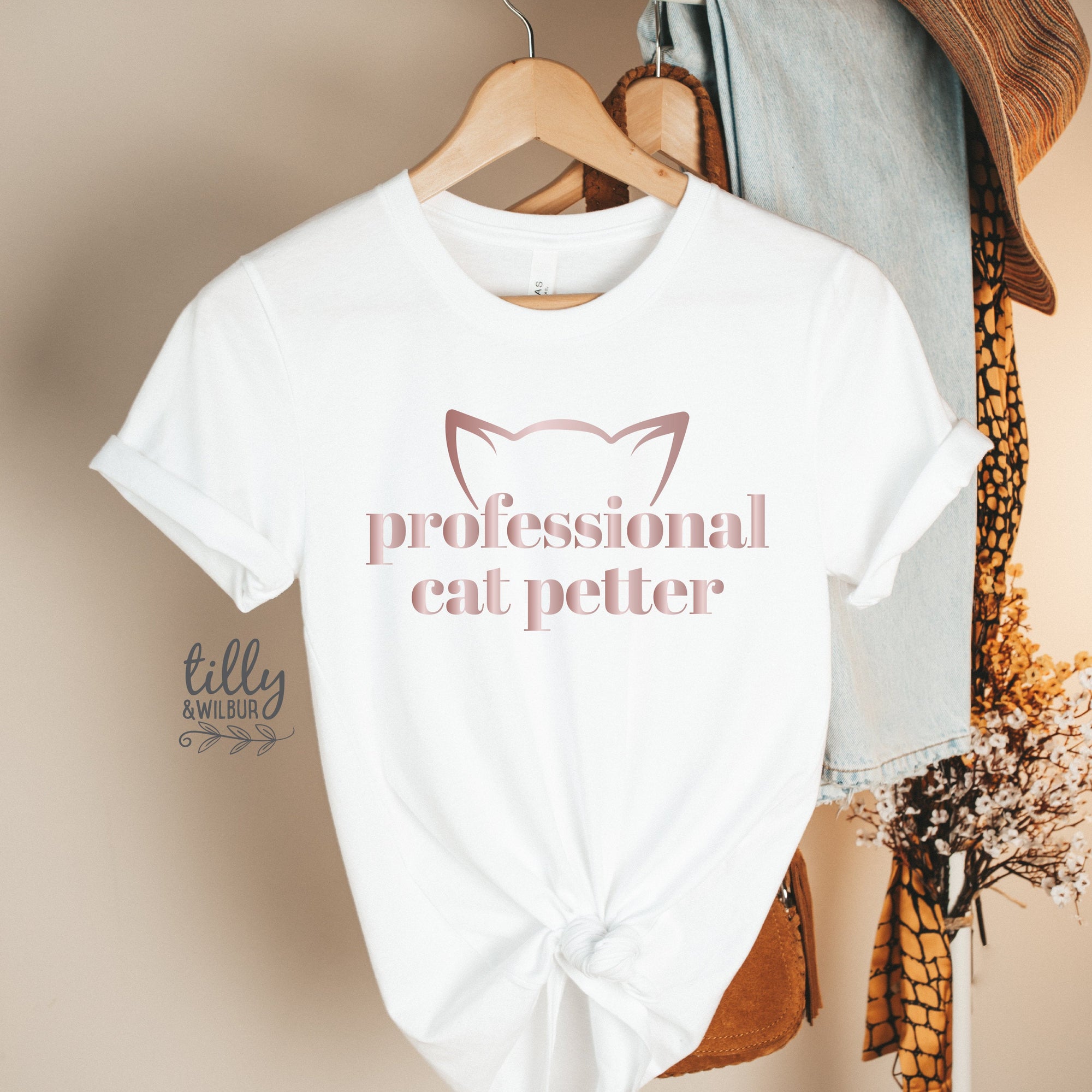 Professional Cat Petter T-Shirt, Funny Cat T-Shirt, Kitty Shirt, Kitten T-Shirt, I Love Cats T-Shirt, Animal Lover, Funny Women&#39;s T-Shirt