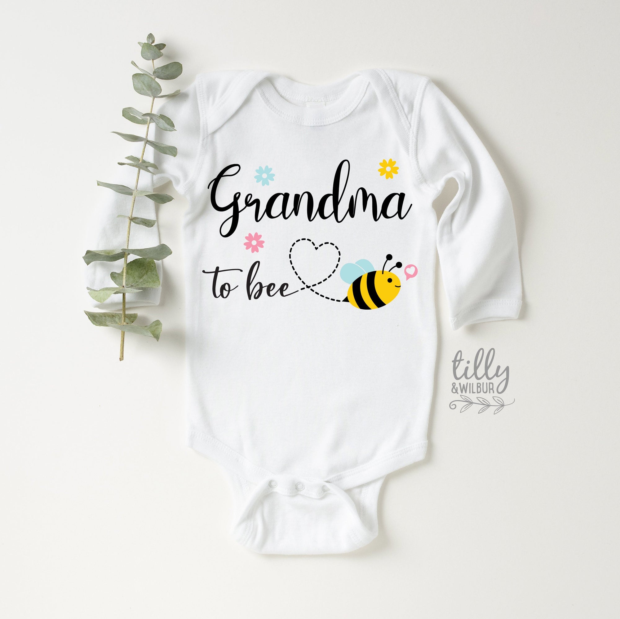 Grandma To Bee Bodysuit, Hello Granny Onesie, Pregnancy Announcement To Mum, Nanna To Be Onesie, Announcement Onesie, Reveal To Grandparents