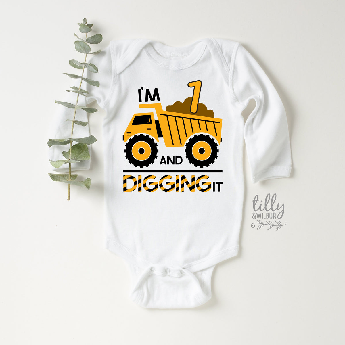 I&amp;#39;m One And Digging It Bodysuit, I&amp;#39;m One And Digging It Onesie, I Dig Being One, 1st Birthday Outfit, First Birthday, Construction Theme
