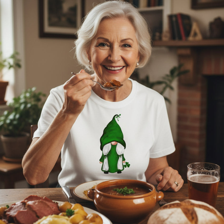 St Patrick's Day T-Shirt, St Patrick's Day Gnomes, Happy St Paddy's Day, Women's T-Shirt, Kiss Me I'm Irish, Ireland, Leprechaun T-Shirt