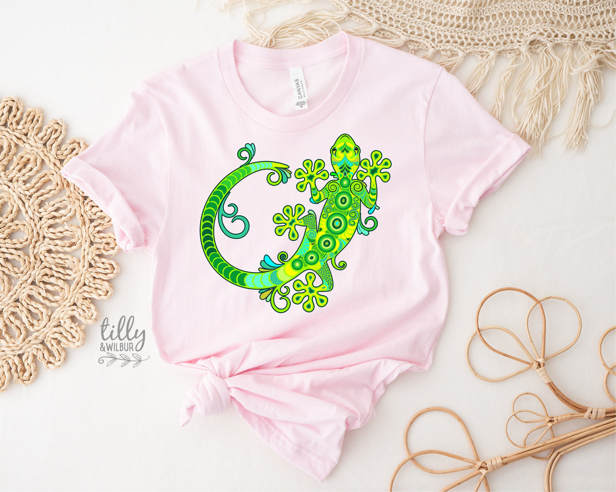 Gecko T-Shirt, Gecko Lover T-Shirt, Lizard T-Shirt, Lizard Lover T-Shirt, Women&#39;s Gecko T-Shirt, Gecko Lover Gift, Gecko Gift, Cute Gecko