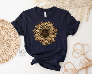 Daisy T-Shirt, Flower T-Shirt, Sunflower T-Shirt, Boho T-Shirt, Floral T-Shirt Gift, Birth Month Flower, Gift For Sister, Gift For Mother
