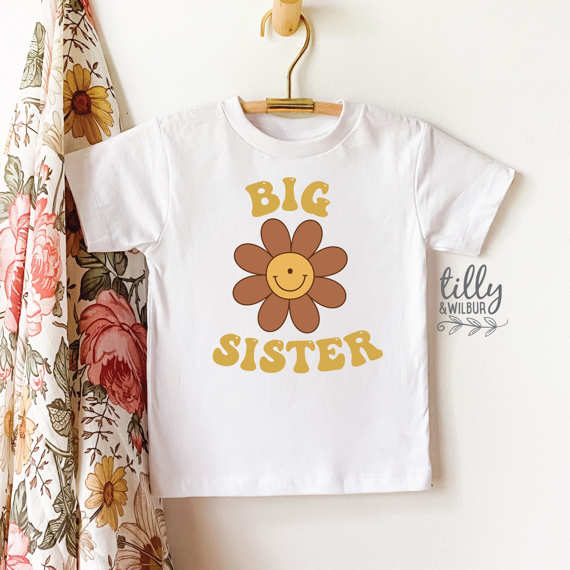 Big Sister T-Shirt, Retro Smiley Flower, I'm Going To Be A Big Sister T-Shirt, Pregnancy Announcement, Big Sister Shirt, Cousin Gift, Sis